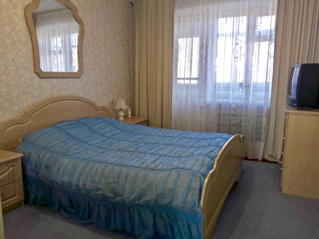 2 Bedroom Apt In Centre-Port Херсон Экстерьер фото